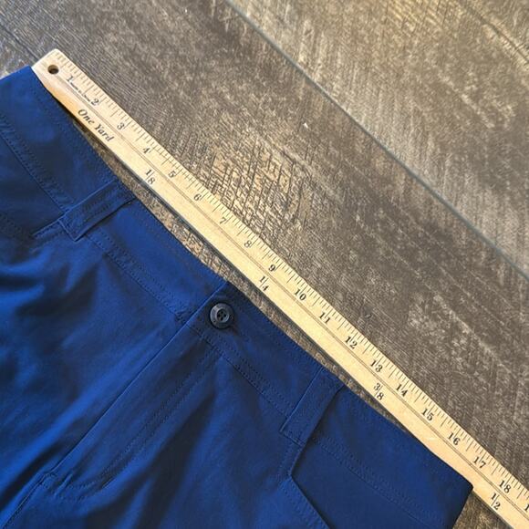 Eddie Bauer Adventurer Outdoor Navy Skort Size 10 - Picture 4 of 9